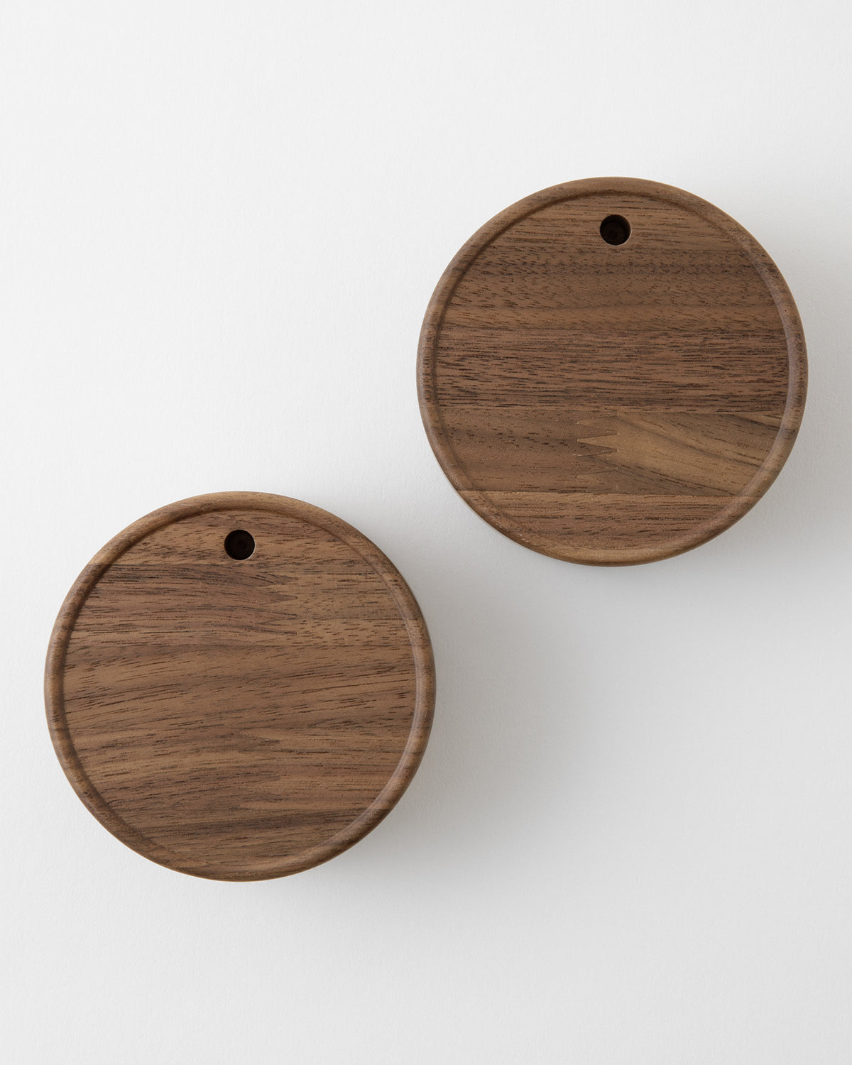 Walnut / Embrace the unique.